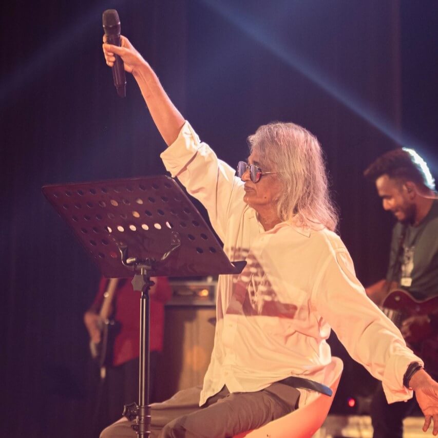 senaka,batagoda,senakabatagoda,senaka batagoda,sereenabatagoda,sereena,Sri Lanka,Folk music,Musician,Singing,Percussion,Rock,Reggae,Pop,Versatility,Vocalist,Guitarist